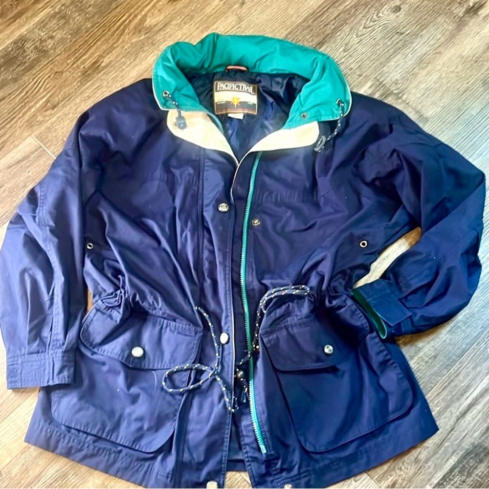 Pacific Trail Vintage Jacket Adult Size Medium Hooded Anorak All Weather